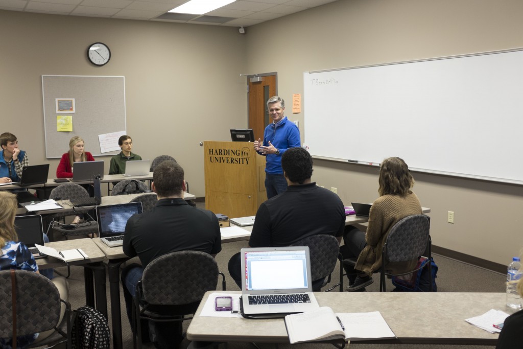 Brett Biggs ('90), executive vice president and CFO for Wal-Mart, speaks to business students in the opening session of the College of Business Administration's first accounting and finance development seminar March 12.