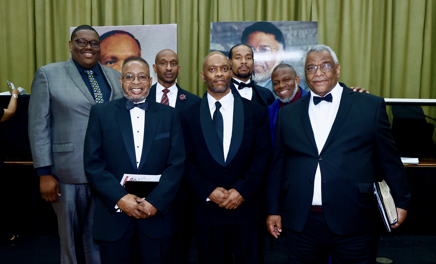 Group of MA Hull Scholars